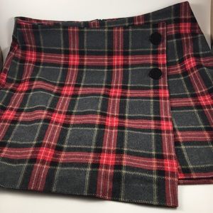 Plaid H&M’ skirt